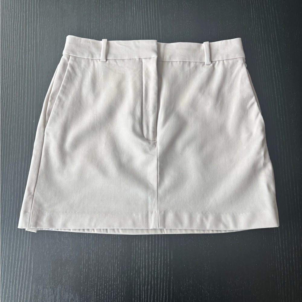 Chisel Skirt - Matte Pearl